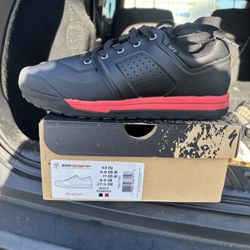 Mountain Bikes Shoes#43 Or 9 1/2