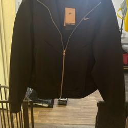 Women’s Insulated Light Wieght Jacket Nike