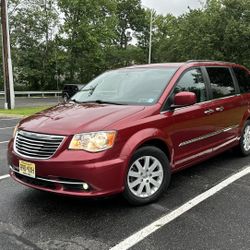 2016 Chrysler Town & Country