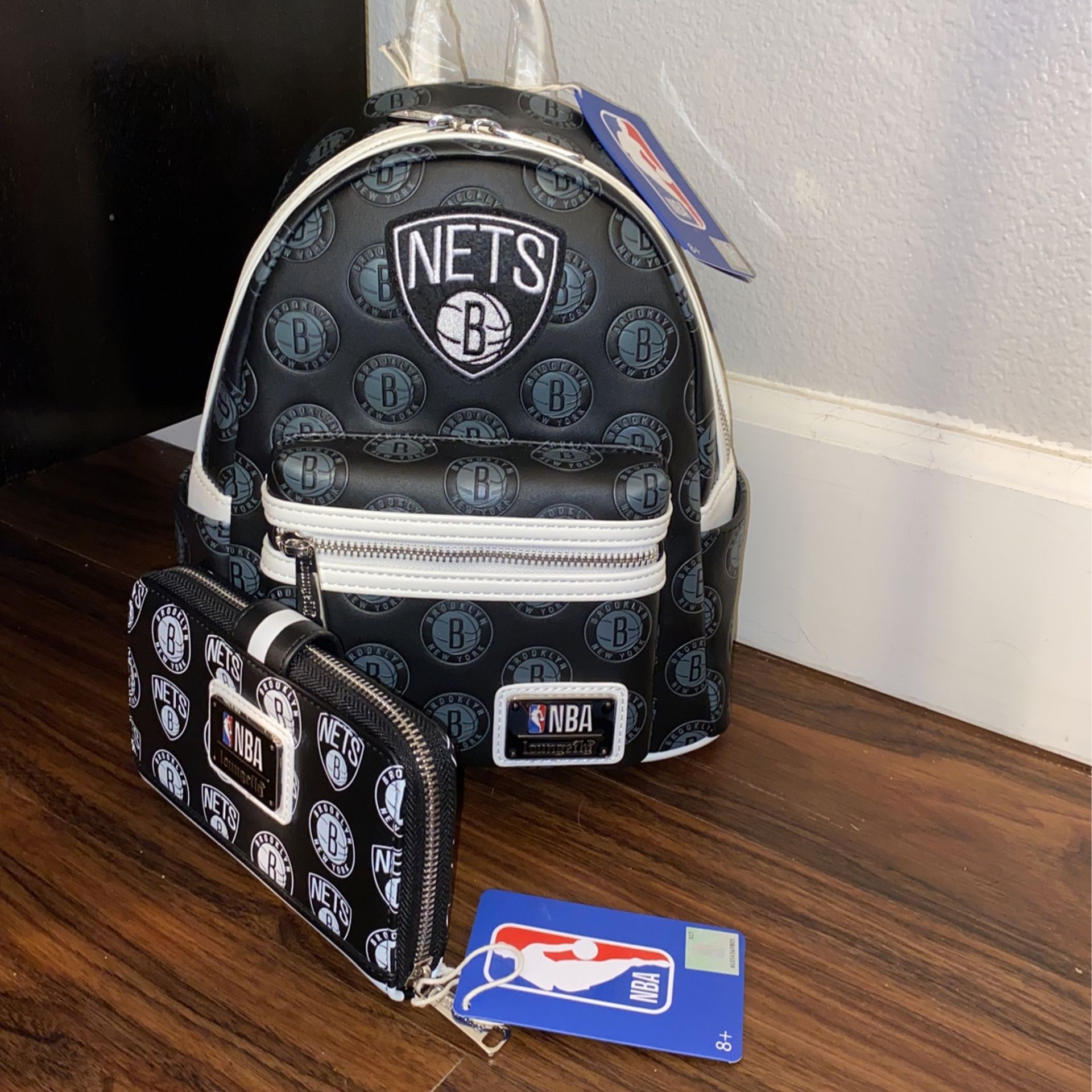 NEW Loungefly,‎ NBA Brooklyn Nets Logo Mini Backpack, Black/White LOUNGEFLY NBA Brooklyn Nets Logo Mini Backpack & Matching  main image 2