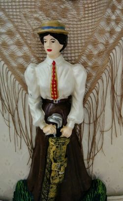 Female Woman Golfer Cast Iron