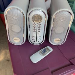 Sylvania remote controlled boom box