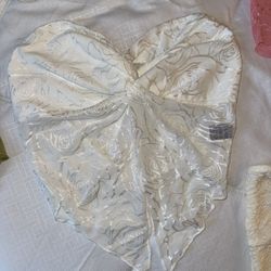 Twist front split hem tube WHITE top 