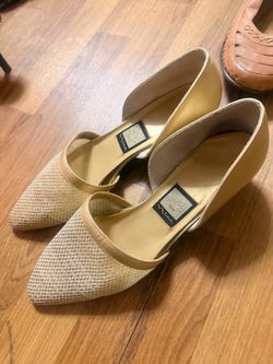 Zapatos dorados