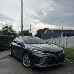 Toyota Camry Xle 2020 