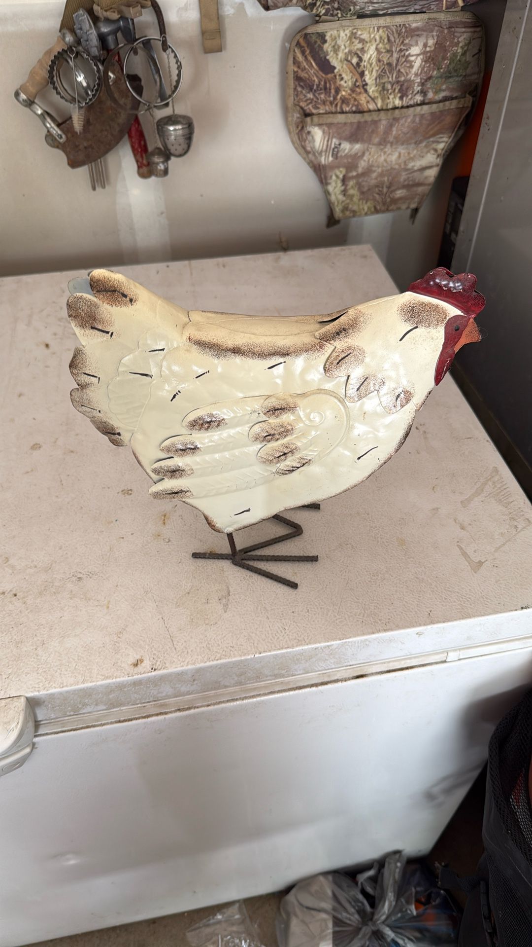Metal Chicken Decor
