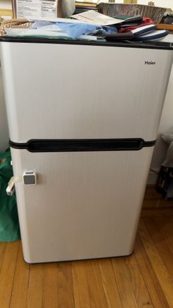 Haier Mini Refrigerator For Dorm