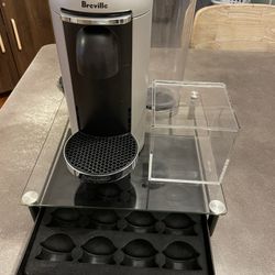 Breville Nespresso Machine + Extra accessorie