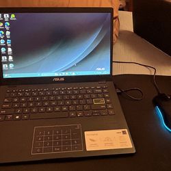 Selling A ASUS LAPTOP