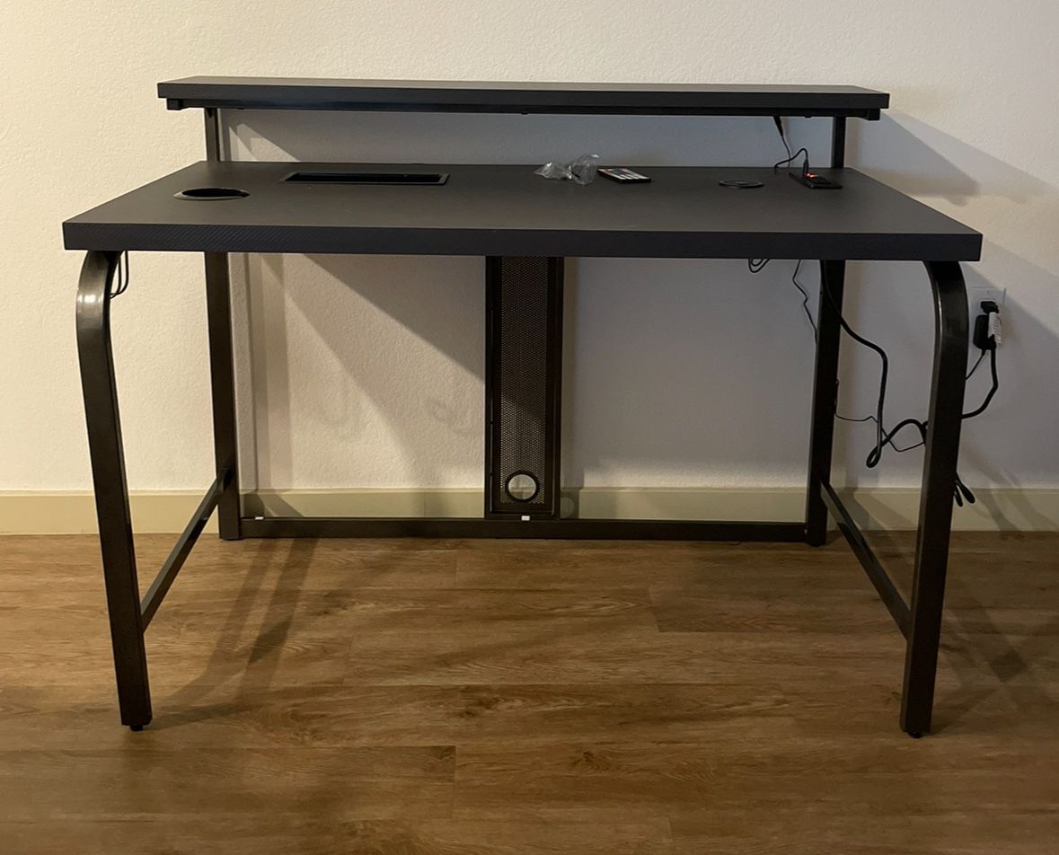 Living Spaces Gaming Desk With Lights - Black And Gray - Pick Up Only 