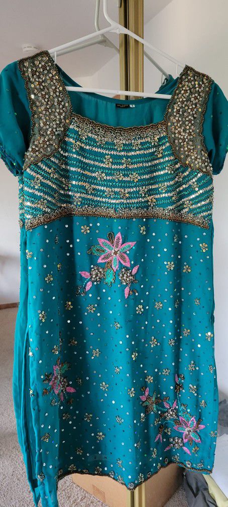 Indian Dress 3 Piece Kurti Legging Suit With Bangles