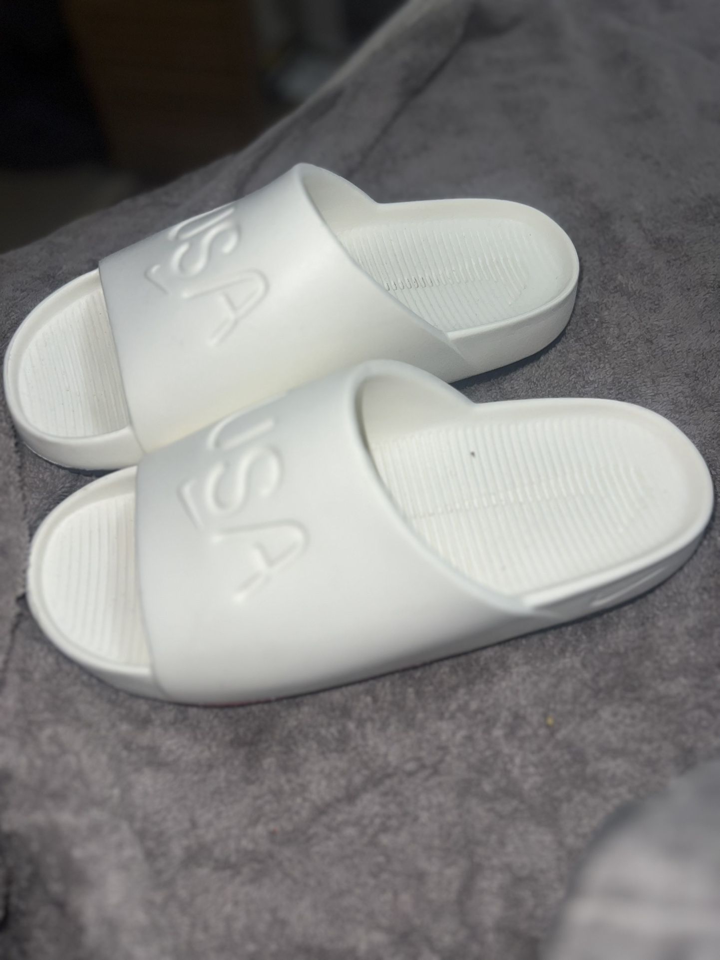 USA NIKE SLIDES