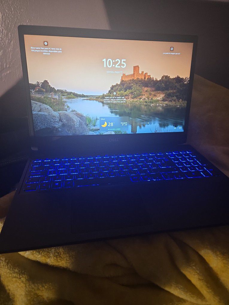 Dell G5 15 Gaming Laptop.