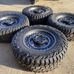 Brand New Black Rhino 20” Armory 8x6.5 rims & New 37” Mickey Thompson Baja Boss Tires ~ lifted dodge ram 2500 hummer Chevy Gmc 2500HD 2011 & newer etc