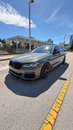 2022 BMW 530i