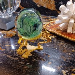 BEAUTIFUL KERRY GLASS HAND BLOWN SPHERE 