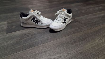 MK women's shoes size 7.5