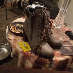 girl High Heel Boots 