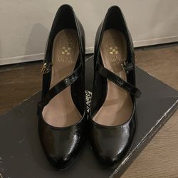 Vince Camuto Heals 