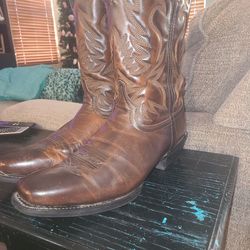 Mens cowboys boots