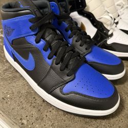 Jordan’s 1 Mid Size 11