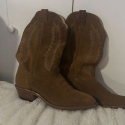Women’s 9.5 Boulet Boots
