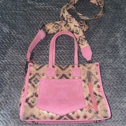  Wrangler Purse