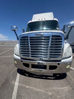 2016 Freightliner  Cascadia    * 2016 FREIGHTLINER CASCADIA *  * DETROIT MOTOR *  * 12.8 L*  * 6 CYL* DIESEL*  * 141318 MILES* LOW MILEAGE!!!  * IT RU