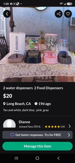 2 water dispensers 2 food dispensers.