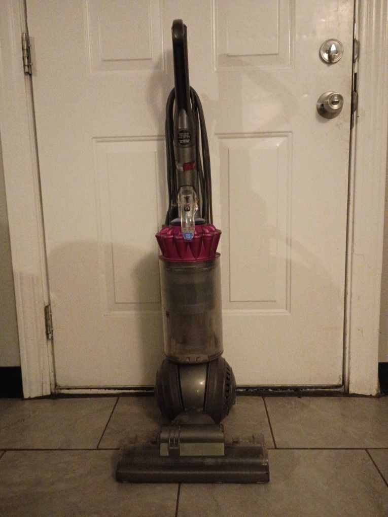 Dyson Ball Animal DC65 Purple Bagless Upright Vacuum Cleaner Root Cyclone
