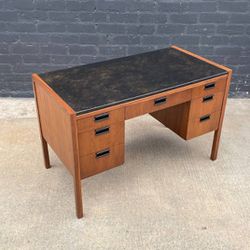 Mid-Century Modern Walnut & Leather Desk with Cane Back by Sligh Lowry, c.1960’s - Delivery Available