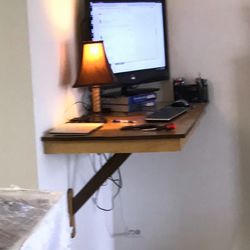 Corner, wall-hanging desk + matching side table