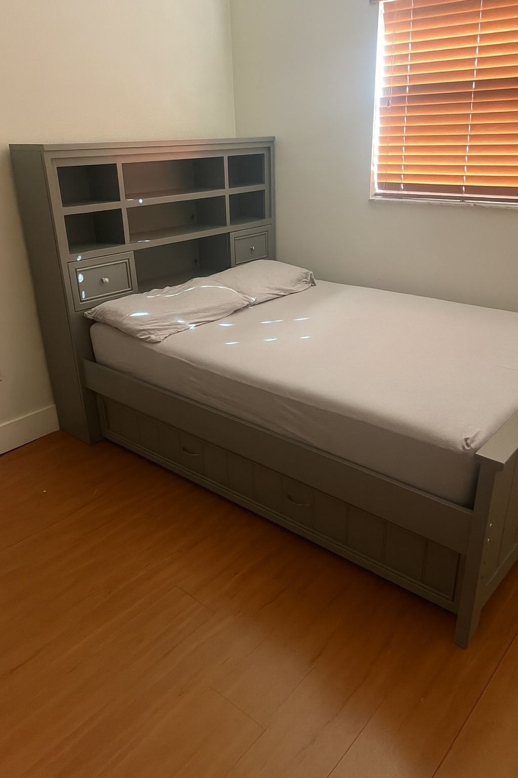 Habitación En renta Para dama MIAMI