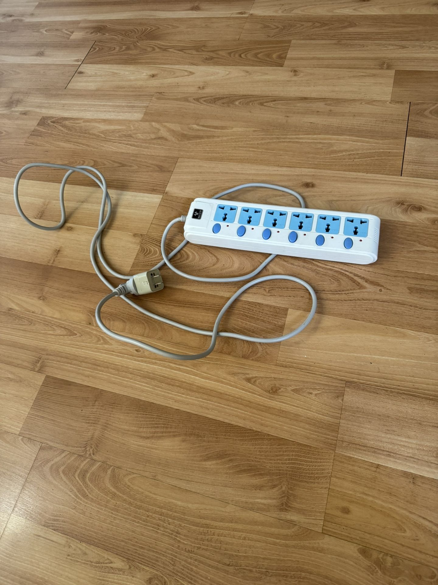 Power Strip with Multiple Outlets