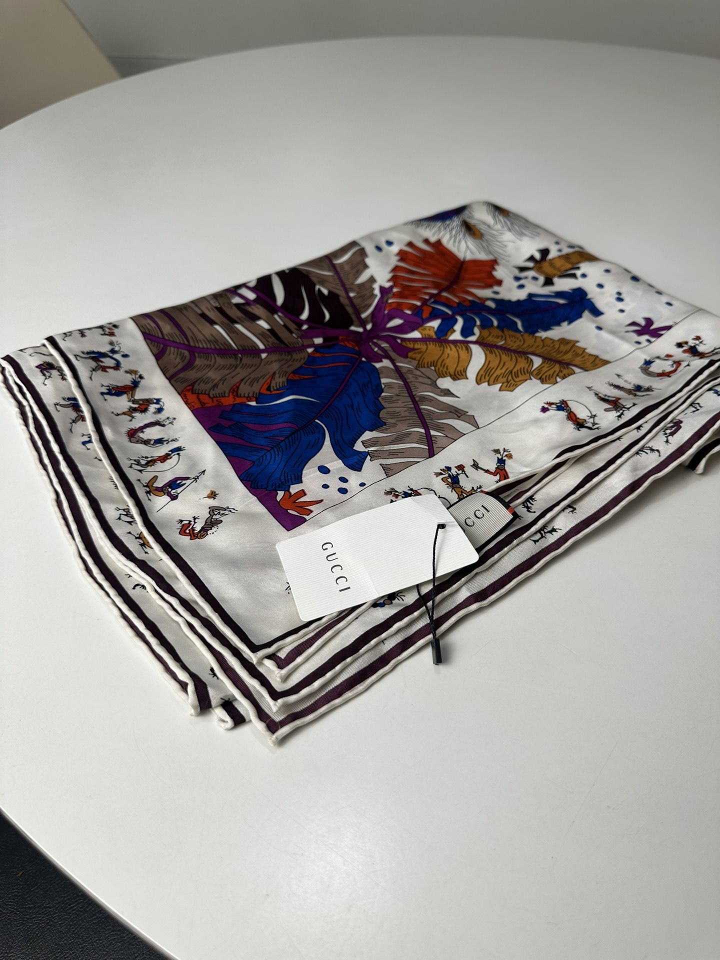 Gucci Scarf Carre 41.5”