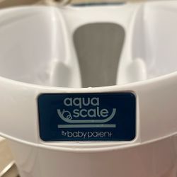 Baby Tub w/ Scale & Temp