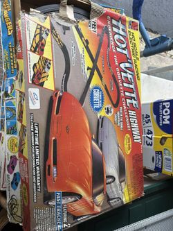 4 Tyco Racing Sets