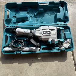 MAKITA  JH-555 Jack Hammer
