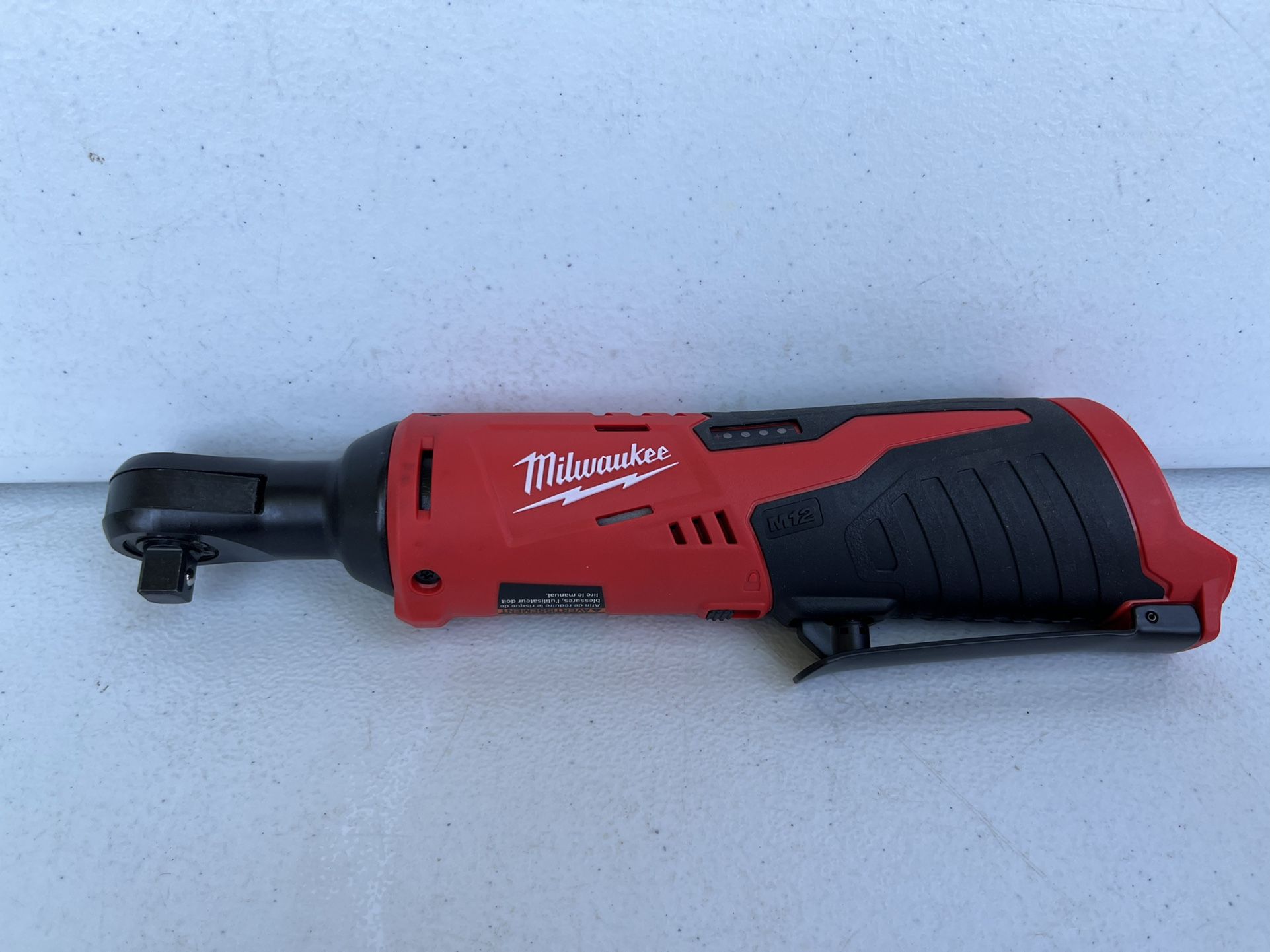 Milwaukee M12 12-Volt Lithium-Ion Cordless 3/8 in. Ratchet (Tool-Only)