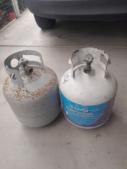 Propane tanks 2 pcs empty by $20.00 pick UP only