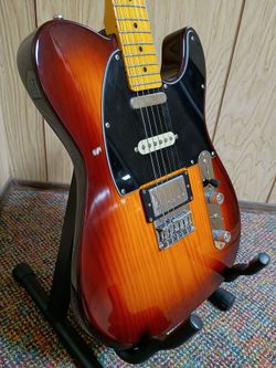 Fender Modern Player Telecaster 2014 Honey Burst/Sunburst Guitar 3 Pickup HSS Maple Neck-On Switch