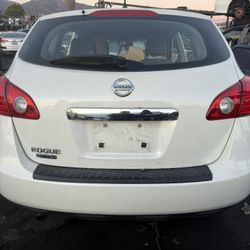 2015 Nissan Rogue Trunk Lift  Gate Back Door $400