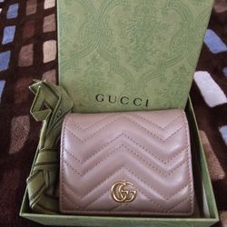 Authentic Gucci Marmont Card Case Wallet Pink Beige