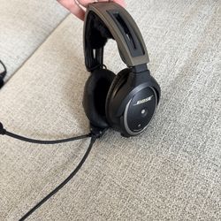 Bose A20 Aviation Headset – Great Condition 