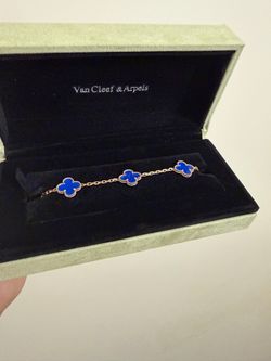 Women’s van cleef bracelet