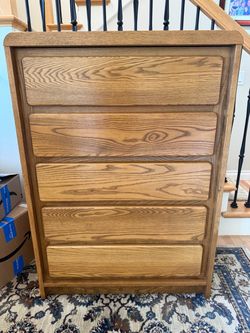 Light Oak 5-Drawer Chest