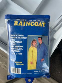 Adult One Size Fits All Raincoat