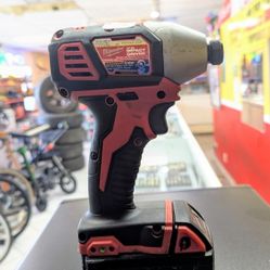 Milwaukee Drill With Battery 2656-20