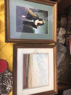 Older style picture frame very decorative