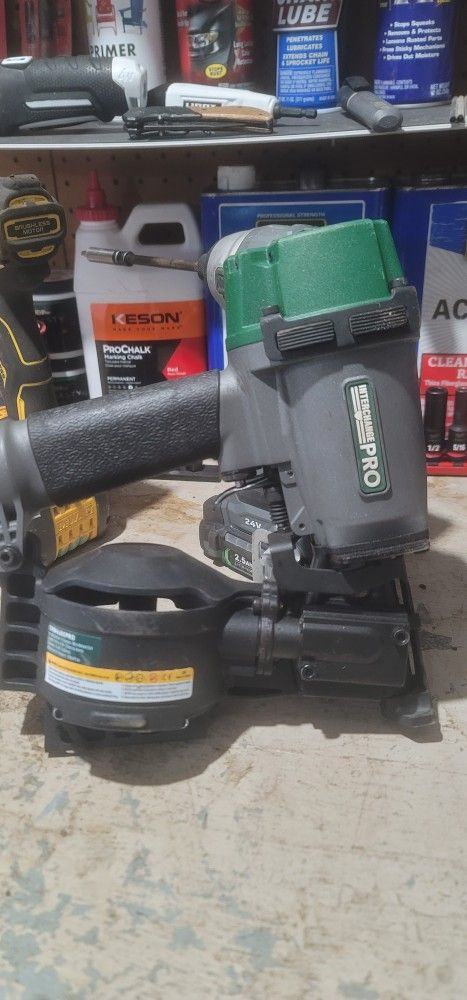Roof Nail Gun